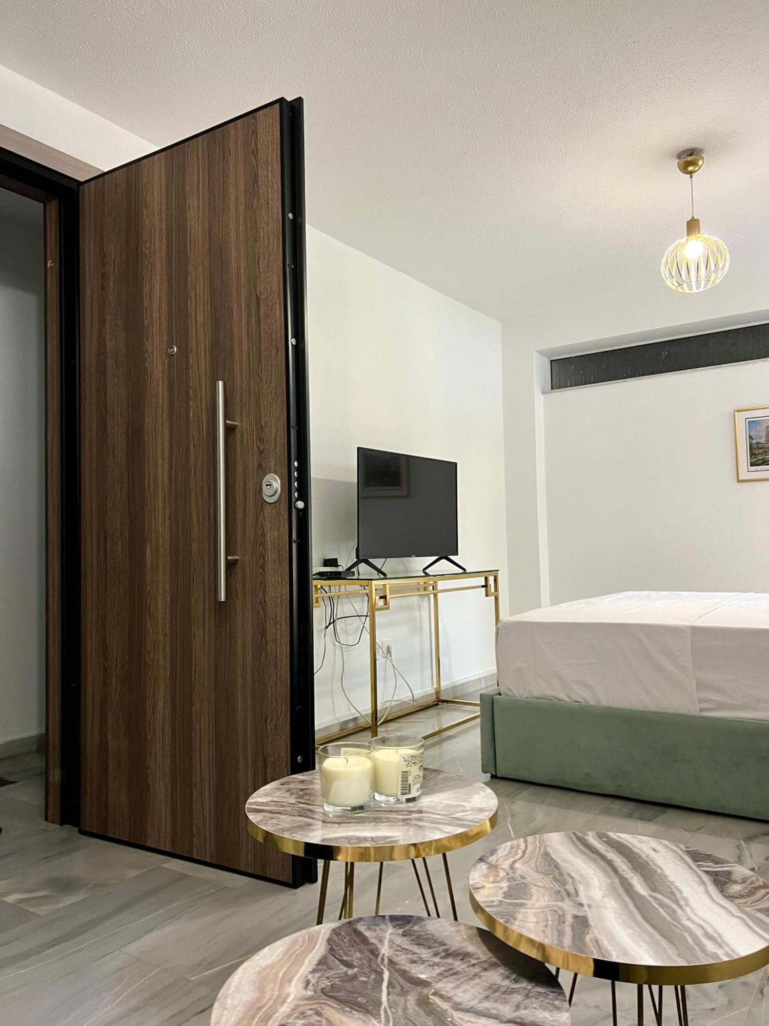 New Apartment At Athenian Riviera エクステリア 写真